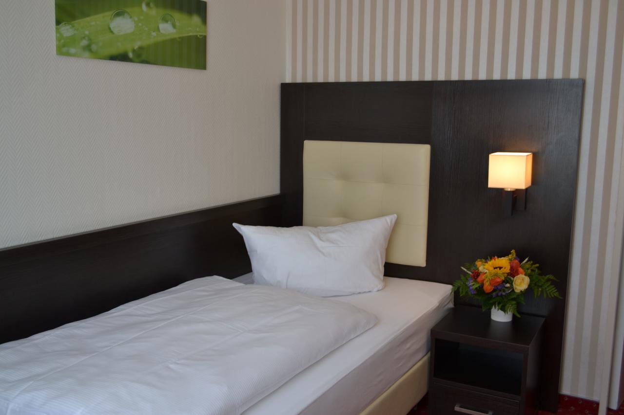 Hotel Herbst Berlino Esterno foto